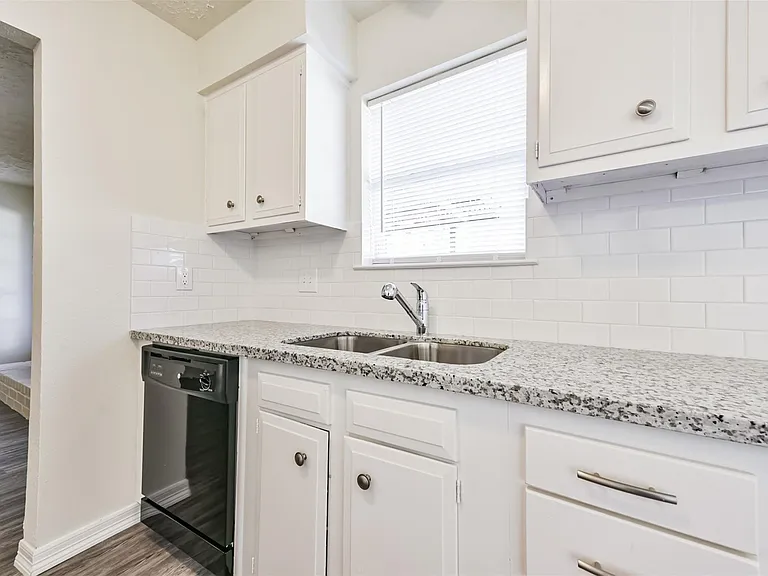 9563 Sutter Park Ln — Photo 9