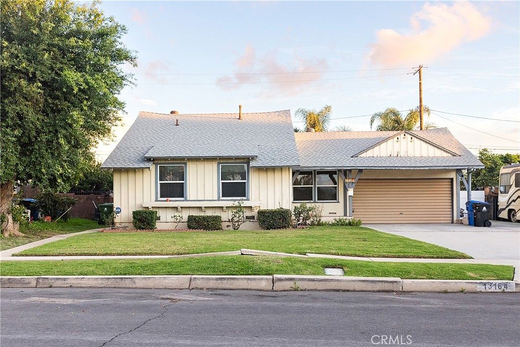 13164 Bracken St, Pacoima, CA 91331 | Zillow