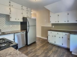 18 Concord Ave FLOOR 2, Norwood, MA 02062