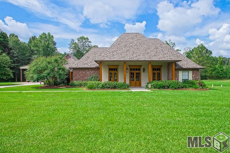 1st image of 18616 Arbor Oak Dr