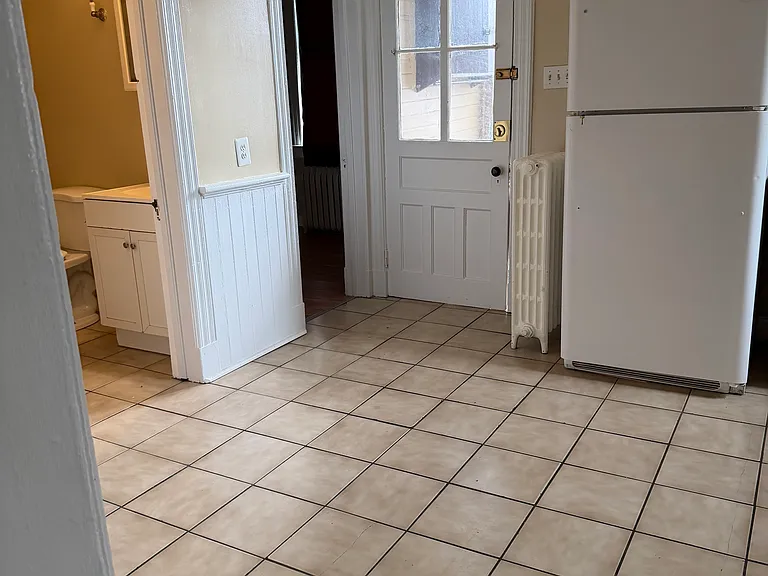354 Elk St #2 — Photo 3