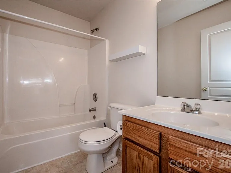 11133 Aprilia Ln — Photo 21