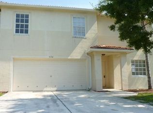 5374 Meadows Edge Dr, Lake Worth, FL 33463