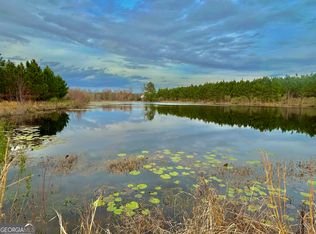 668 Ten Mile Rd, Fitzgerald, GA 31750