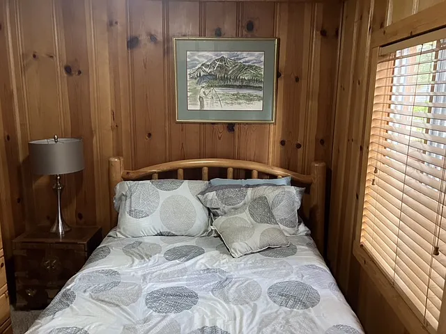 1122 Juniper Ave — Photo 3