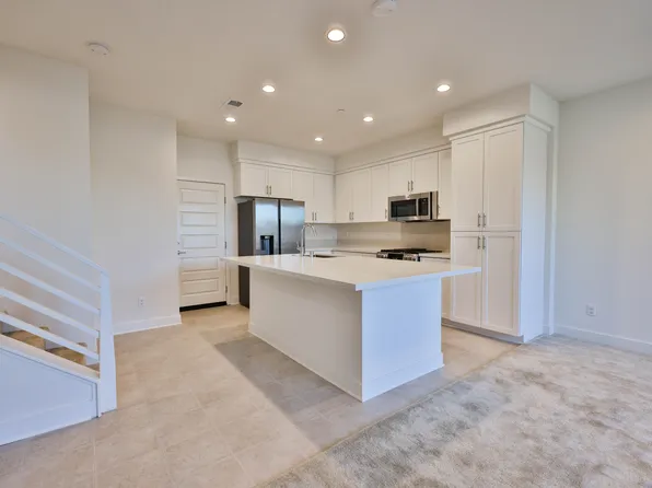 11051 Eka Way, San Diego, CA 92126