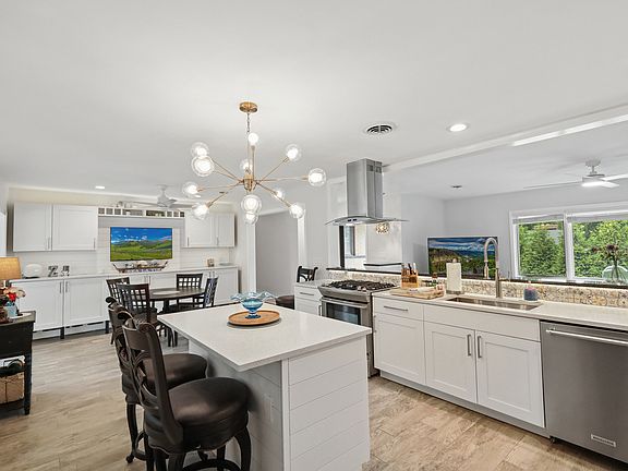 5th image of 20W276 Belmont Pl