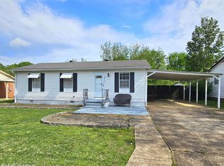 2517 Mape St, Humboldt, TN 38343