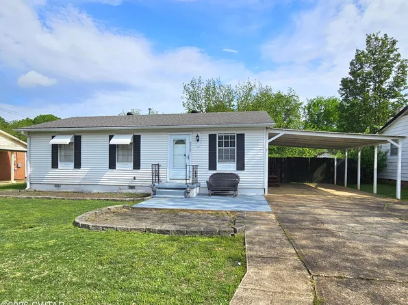 2517 Mape St, Humboldt, TN 38343