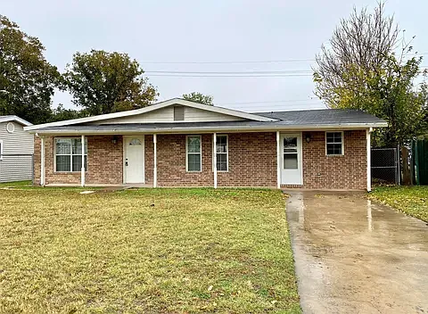 2625 Bennett Dr — Photo 1