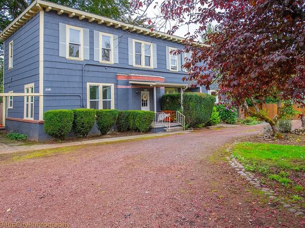 3024 SE Tacoma St #1B-1BA-800SQFT
