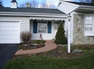 2105 Lyndell Dr, Lancaster, PA