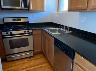 1223 W Greenleaf Ave APT 3N, Chicago, IL 60626