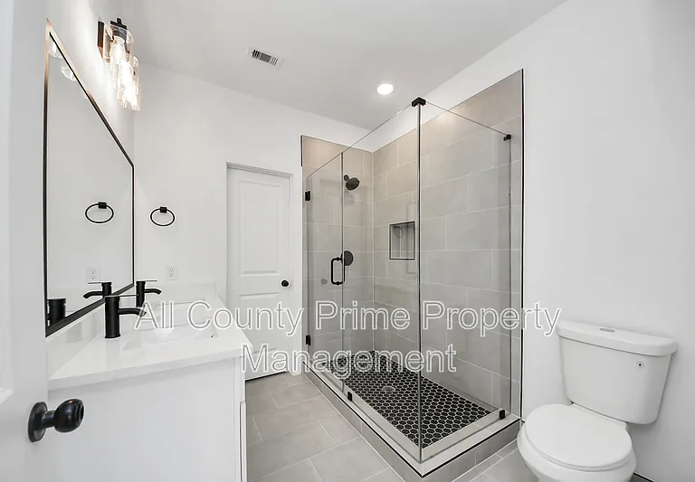 2708 Bostic St #A — Photo 18