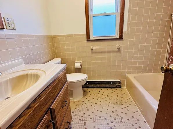 126 West 25th Street image 10 of 11