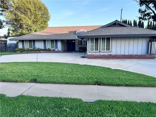 19647 Casmalia St, Rialto, CA 92377