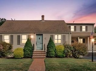 17 Clarendon St, Weymouth, MA 02190