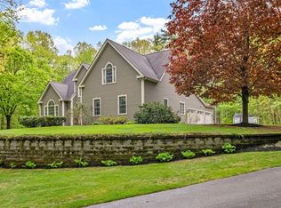 17 Heidi Ln, Bow, NH 03304