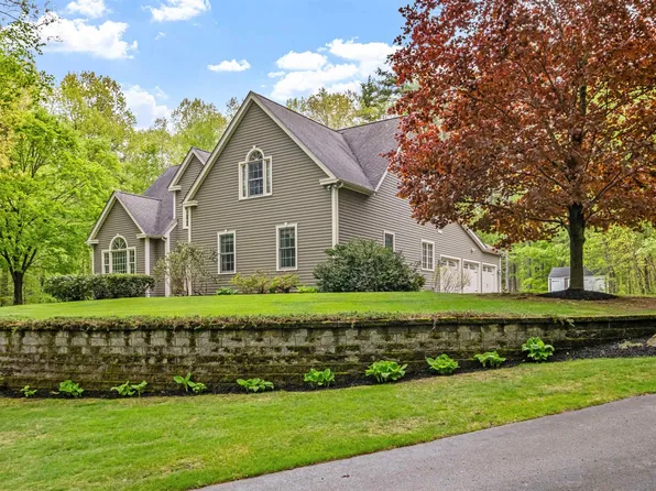 17 Heidi Lane, Bow, NH 03304