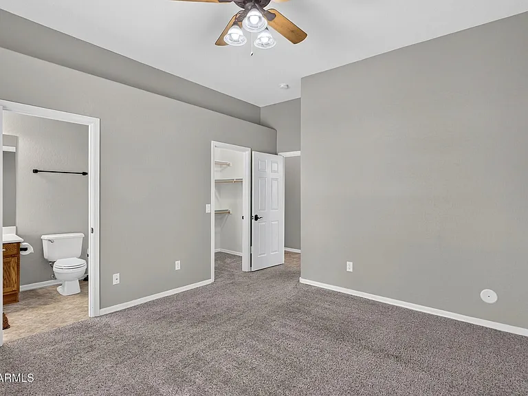 3002 E Sherry Ln — Photo 47