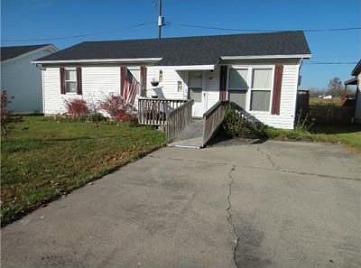 1st image of 41 Pine Dr