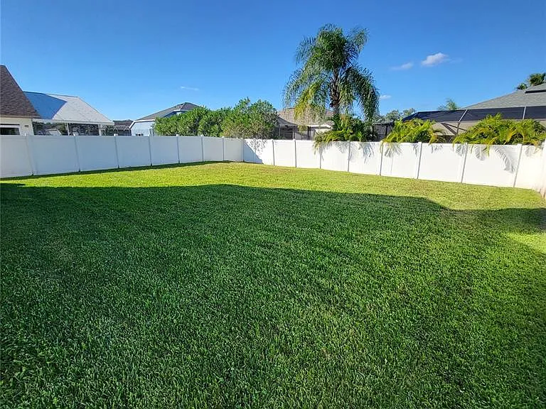 25903 Bloomsbury Ct — Photo 51