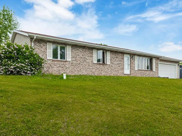 4405 W Pine Ridge Dr, La Porte, IN 46350