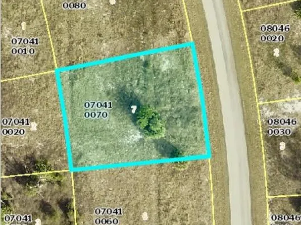 764 Fleming AVE S, LEHIGH ACRES, FL 33974