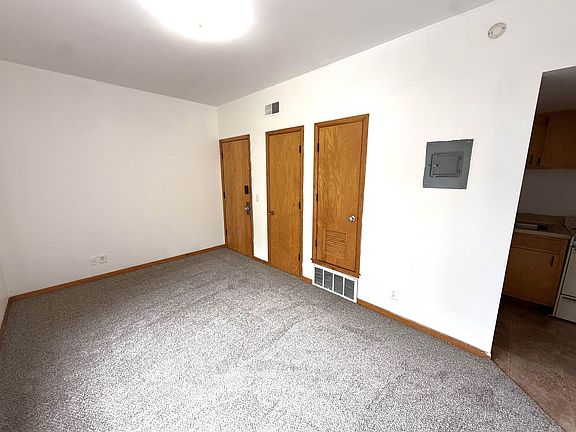 2nd image of 509 N Grant St #7