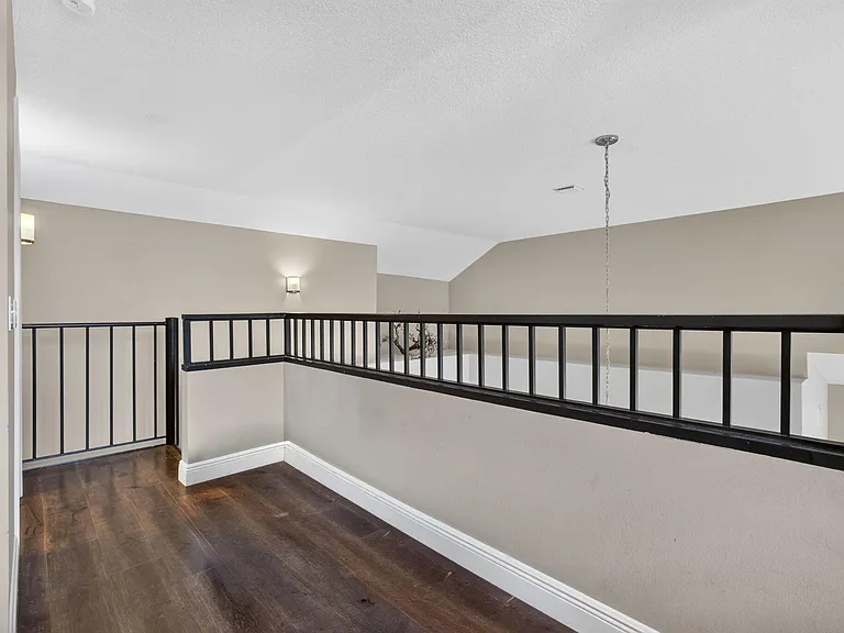 1603 Mizzenmast Way — Photo 28