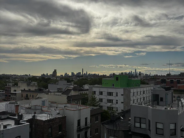 301 Covert St #4E — Photo 7