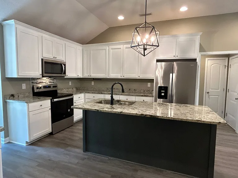 2570 Tindal Rd — Photo 6