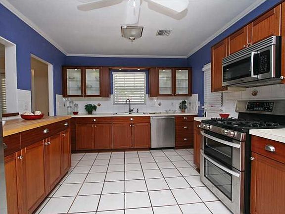 4th image of 16 N Glenwood Ave