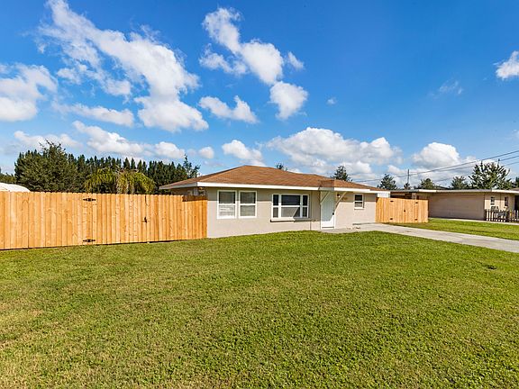 2nd image of 1503 54th Avenue Dr W