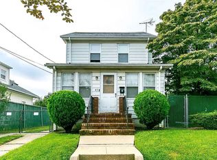 85 Fairfield Ave, Mineola, NY 11501
