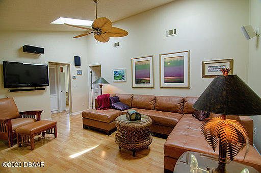 3rd image of 3788 Long Grove Ln