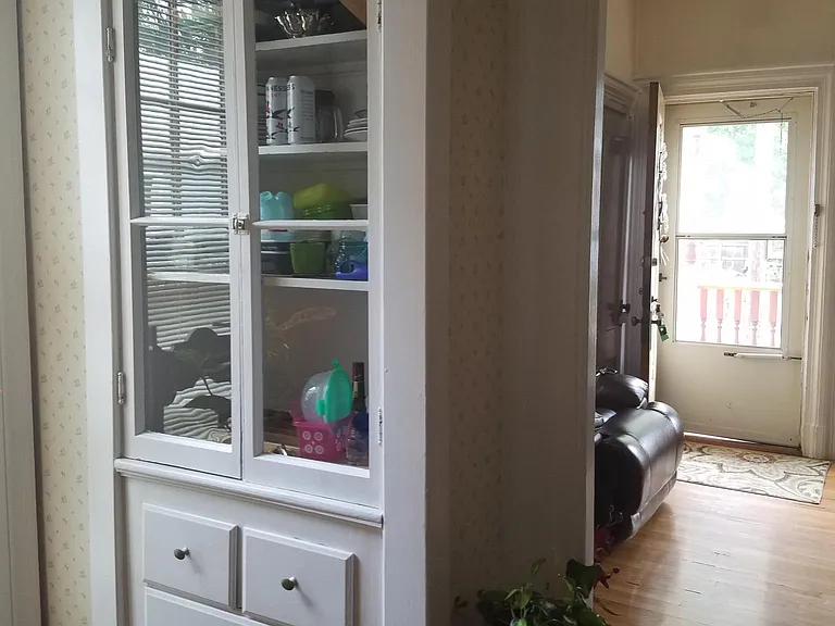 Cottage St — Photo 7