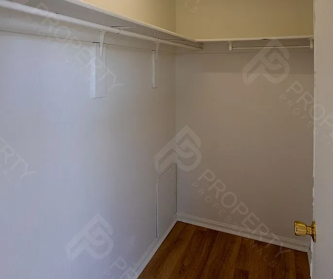 520 Wamsley Way — Photo 16