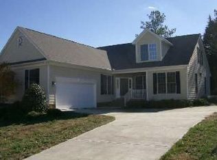 632 Red Cedar Cir, Durham, NC 27712