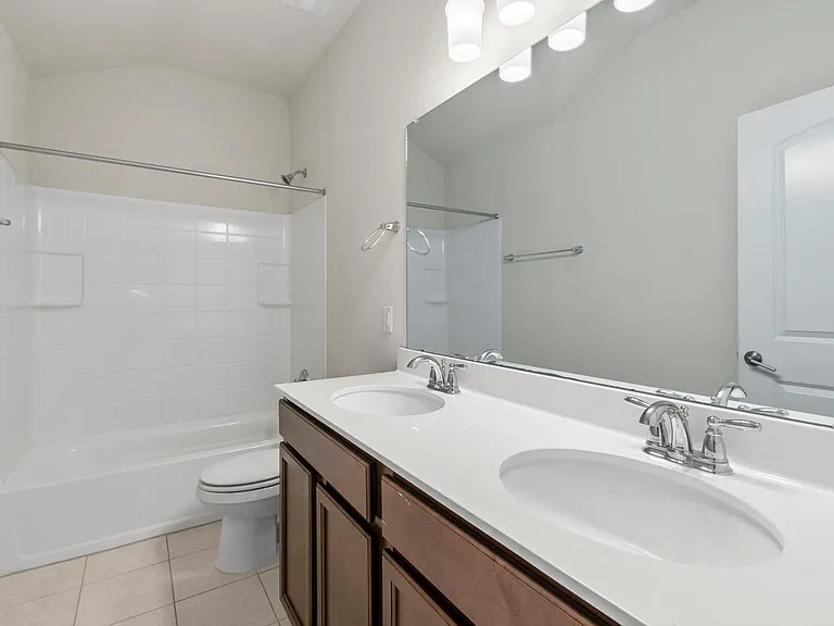 9802 Acero Dr — Photo 33