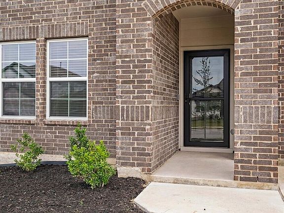 3rd image of 20221 Heinrich Ln