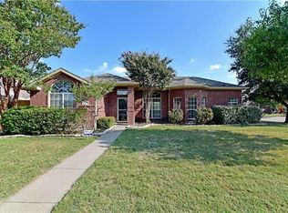 111 Villanova Cir, Forney, TX 75126