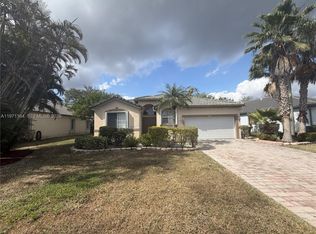 8763 NW 76th Dr, Fort Lauderdale, FL 33321
