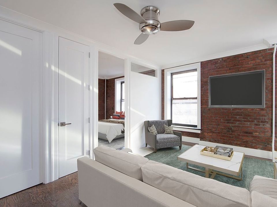 1st image of 215 1st Ave #9