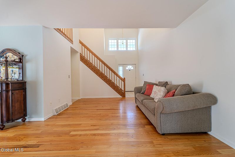 3rd image of 1016 Sterling Ridge Drive