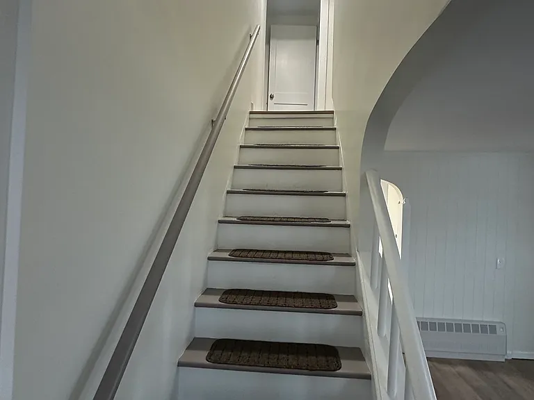 67 Bouvier Ave #2R — Photo 5