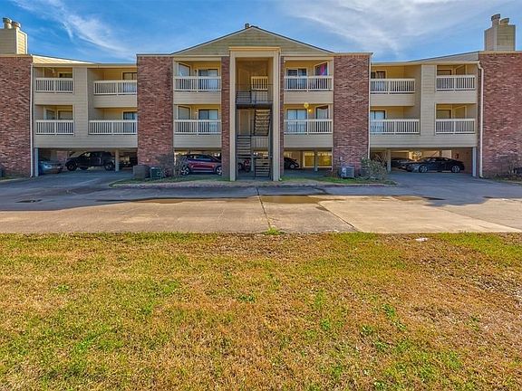 2nd image of 2501 Gulf Fwy APT 12A