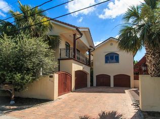 2101 Ocean Dr, New Smyrna Beach, FL 32169