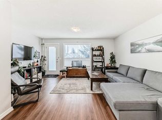 140 S Sagewood Blvd SW #504, Airdrie, AB T4B 0J1