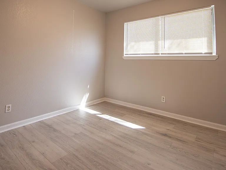3714 Ridgemont Dr — Photo 7